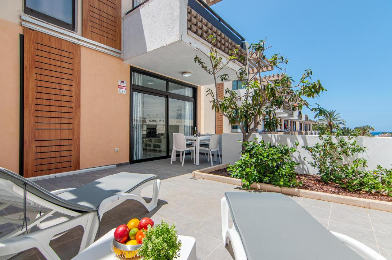Central 2 Bedroom Apartment Playa De Las Americas Extérieur photo